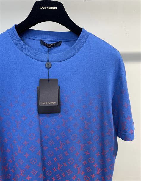 lv t shirt blue|t shirts louis vuitton.